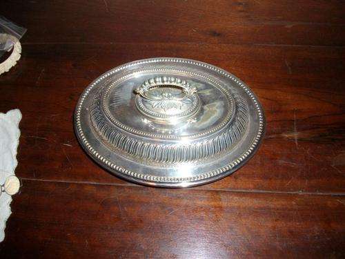 Lovely sliver plated oval serving veg dish